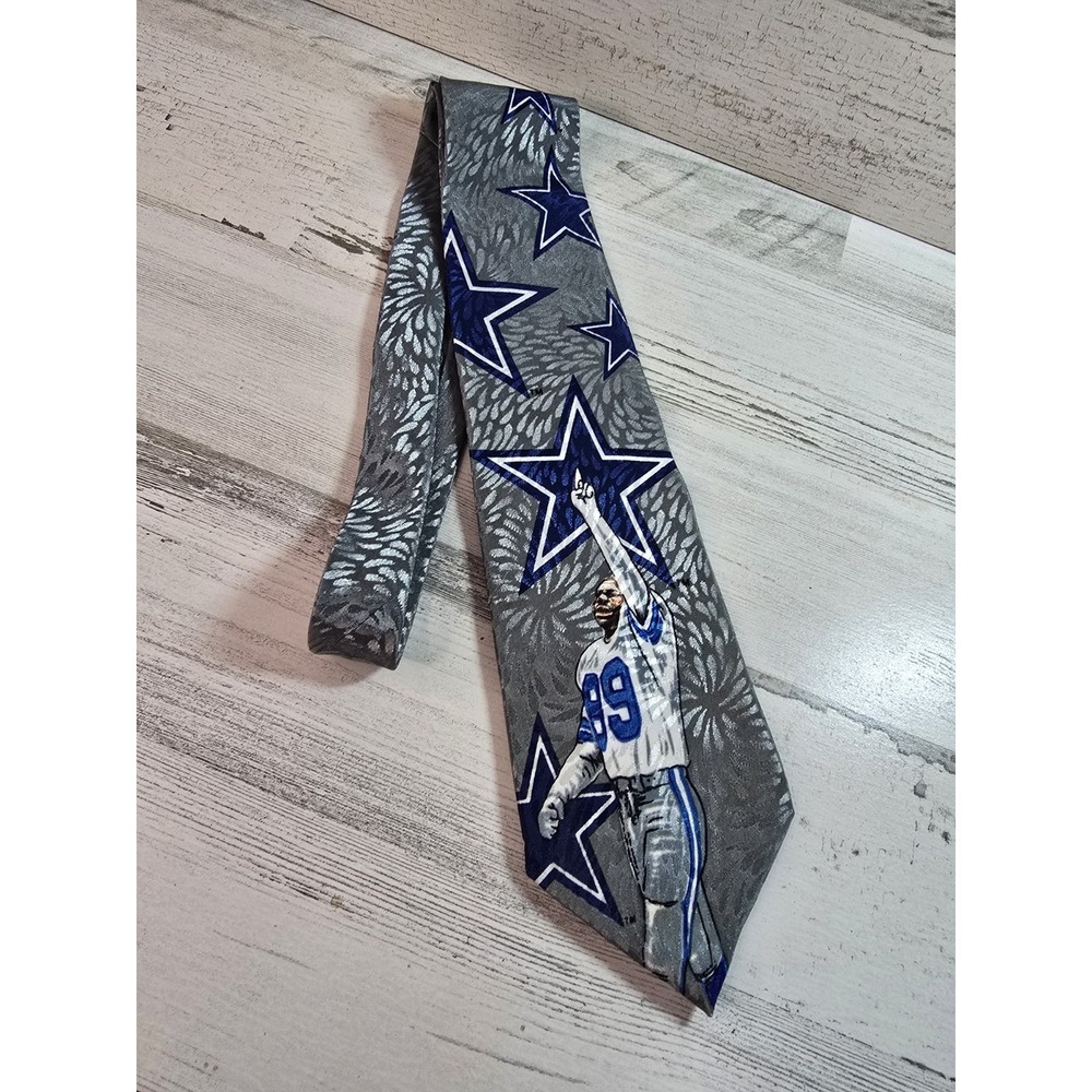 NFL Dallas Cowboys Mens Silver Blue Star Logo Damask Woven Polyester tie 57in